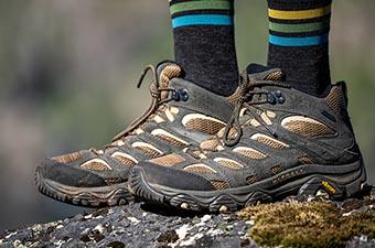 Hiking deals shoes companies